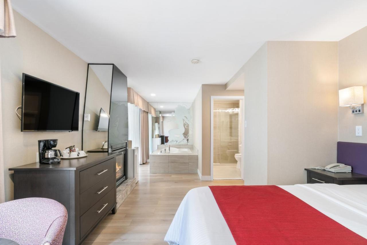 Hotel Bromont Exterior photo