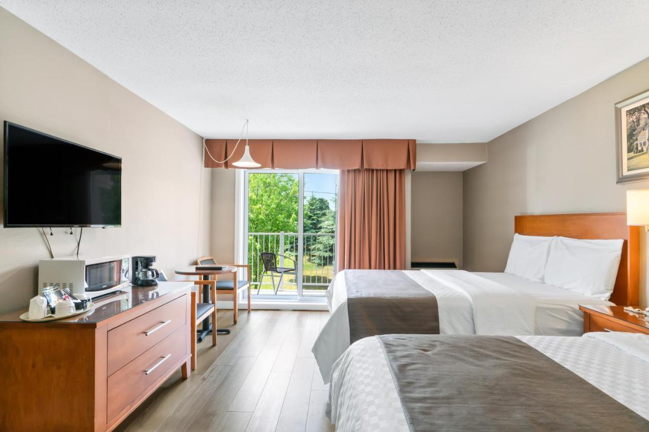 Hotel Bromont Exterior photo
