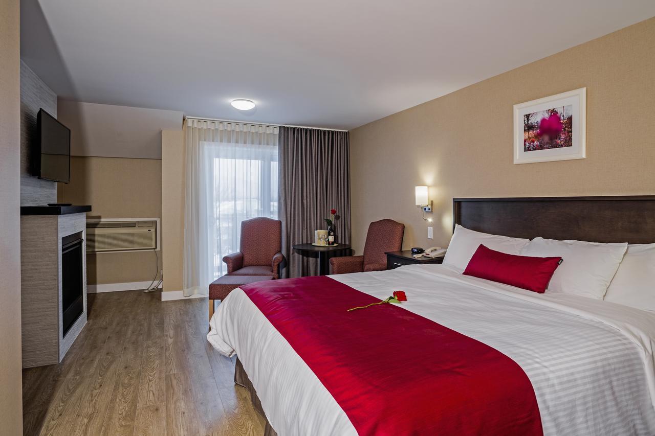 Hotel Bromont Exterior photo