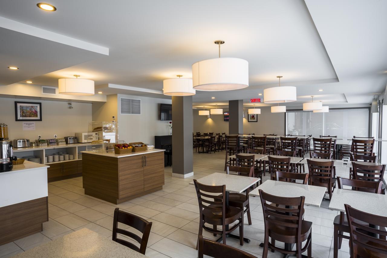 Hotel Bromont Exterior photo