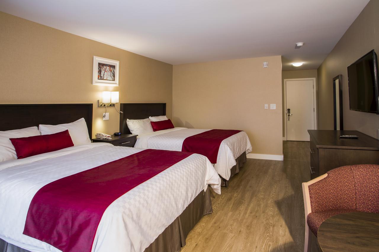 Hotel Bromont Exterior photo