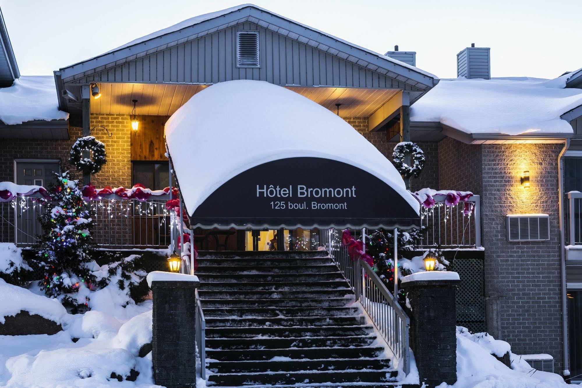 Hotel Bromont Exterior photo